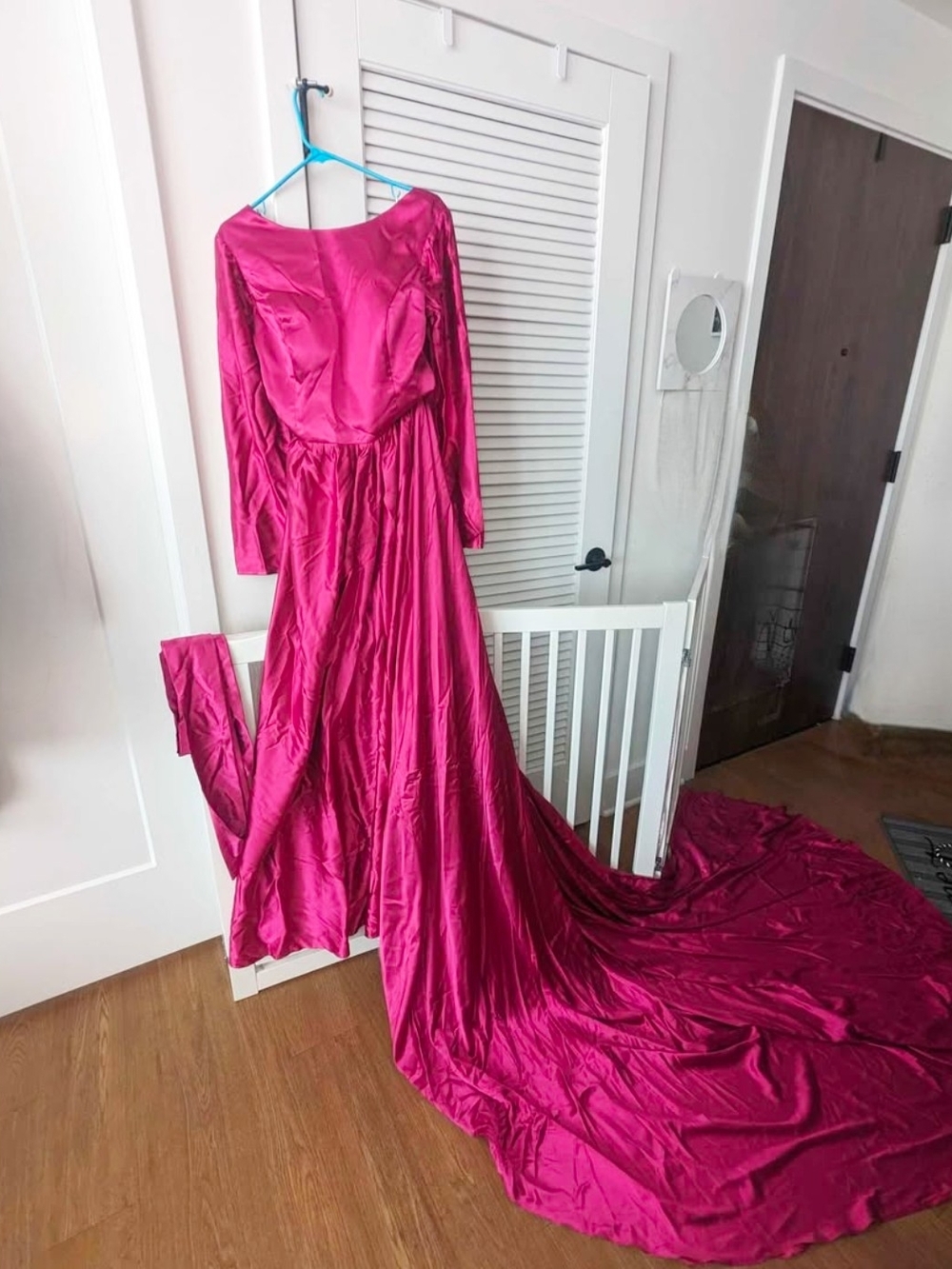 Custom Flying Dress - Brand New - Picture 3 of 6
